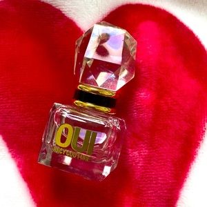 OUI Juicy Couture mini fragrance!💗💗💗